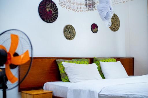 Judith Home Fika Cafe Kigali Bagian luar foto